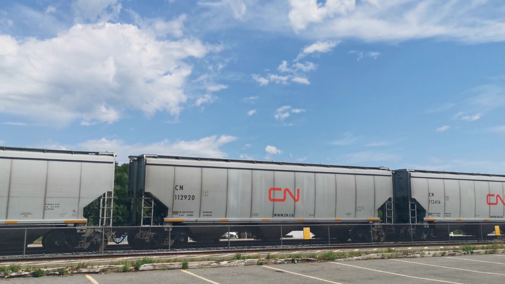 CN 112920